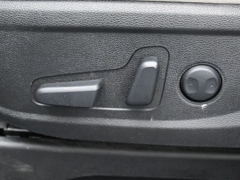 Used 2023 Kia Telluride EX image 10