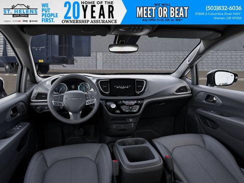 New 2027 Chrysler Pacifica Select AWD/4WD image 17