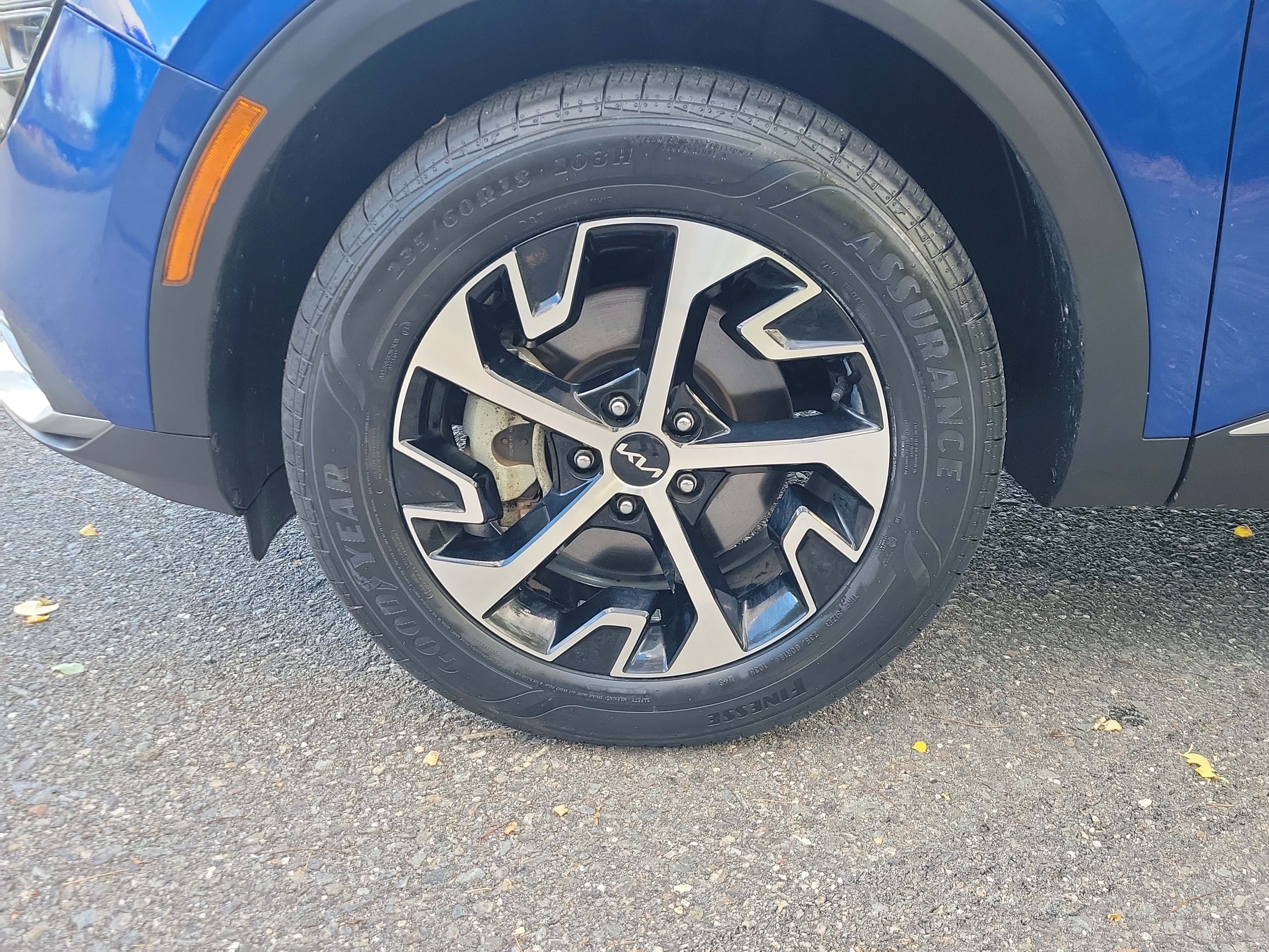 Used 2024 Kia Sportage EX AWD/4WD image 12