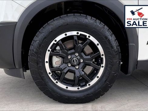 Used 2025 Nissan Pathfinder Rock Creek AWD/4WD image 9