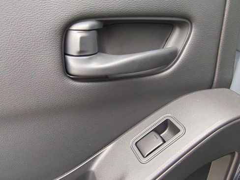 New 2026 Nissan Frontier SV image 25