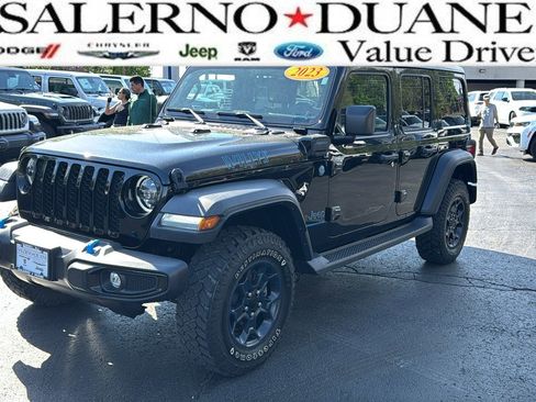 Used 2023 Jeep Wrangler Unlimited w/ Sun & Screen Package AWD/4WD image 1