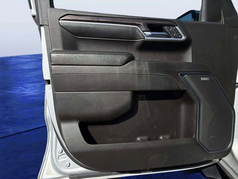 Used 2022 Chevrolet Silverado 1500 LTZ w/ LTZ Premium Package image 21