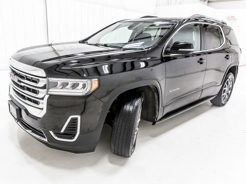 Used 2023 GMC Acadia SLE w/ Driver Convenience Package AWD/4WD image 3