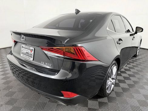 Used 2018 Lexus IS 300 w/ Accessory Package 2 RWD image 9