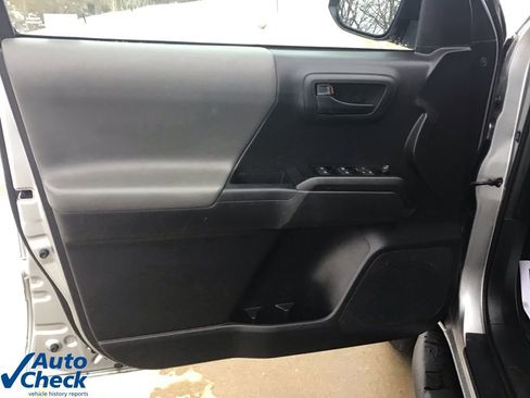 Used 2023 Toyota Tacoma SR image 22