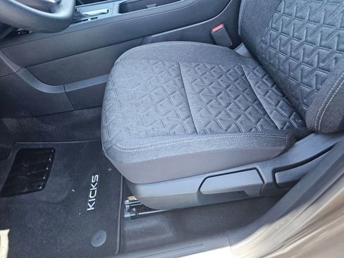 Used 2026 Nissan Kicks SV w/ Cold Weather Package FWD image 15