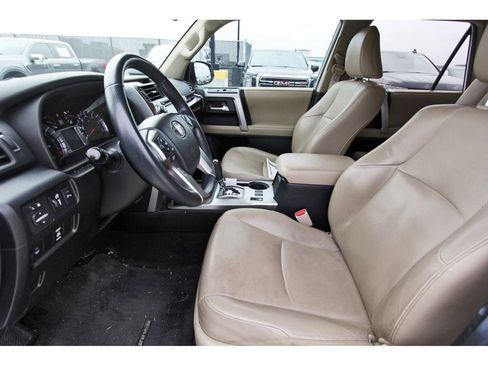 Used 2018 Toyota 4Runner Limited image 6