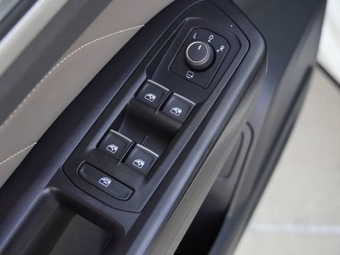 Used 2021 Volkswagen Atlas SEL Premium AWD/4WD image 23