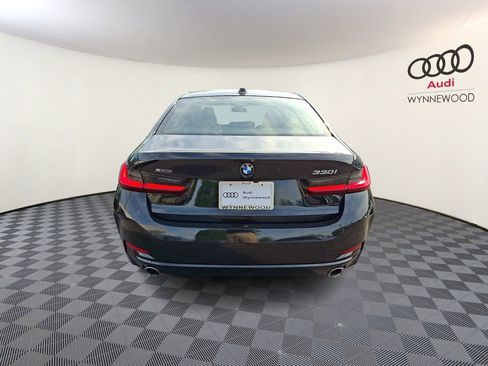 Used 2023 BMW 330i xDrive Sedan w/ Premium Package AWD/4WD image 5