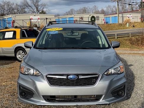 Used 2019 Subaru Impreza 2.0i Premium w/ Popular Package #2 image 3