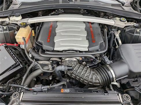 Used 2017 Chevrolet Camaro SS image 27