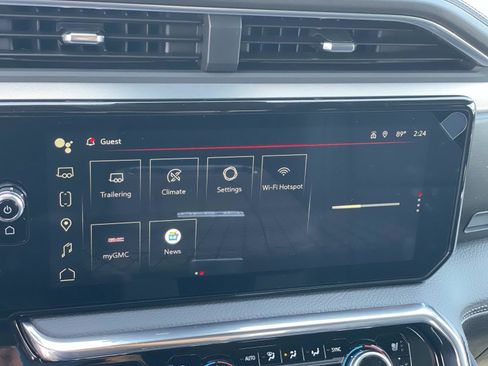 New 2026 GMC Sierra 2500 Denali w/ Max Trailering Package AWD/4WD image 14