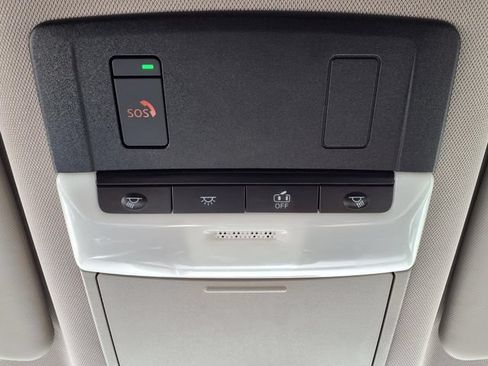 Used 2023 Nissan Rogue SV FWD image 13