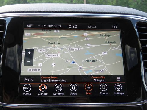 Used 2021 Jeep Grand Cherokee Limited AWD/4WD image 26