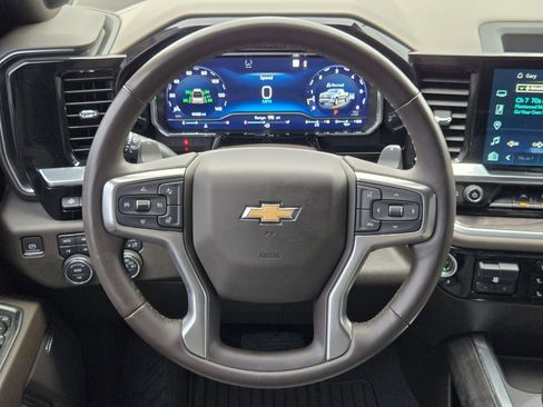 Used 2022 Chevrolet Silverado 1500 LTZ w/ Technology Package image 17