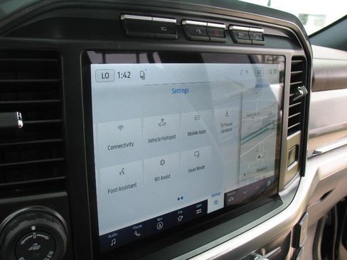 Used 2022 Ford F150 Lariat AWD/4WD image 42