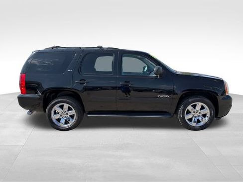 Used 2013 GMC Yukon SLT w/ SLT-2 Equipment Package RWD image 8
