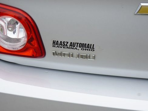 Used 2011 Chevrolet Malibu LS FWD image 7