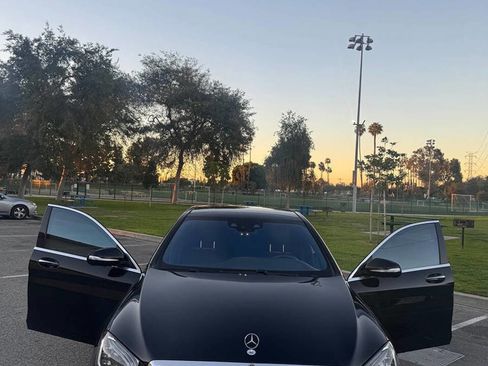 Used 2019 Mercedes-Benz S 450 Sedan image 5