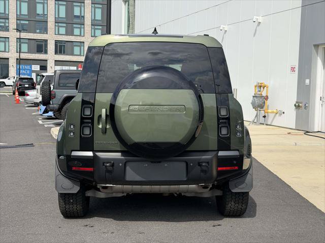 Used 2026 Land Rover Defender 110 X-Dynamic SE AWD/4WD image 6