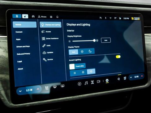 Used 2022 Rivian R1T Launch Edition image 28