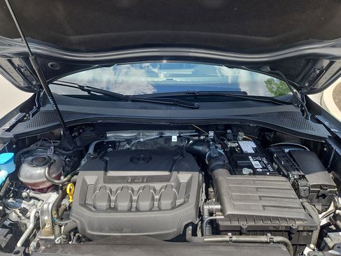Certified 2024 Volkswagen Tiguan SE R-Line AWD/4WD image 35