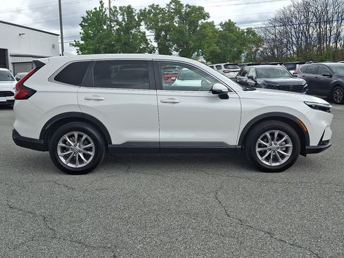Used 2023 Honda CR-V EX image 7