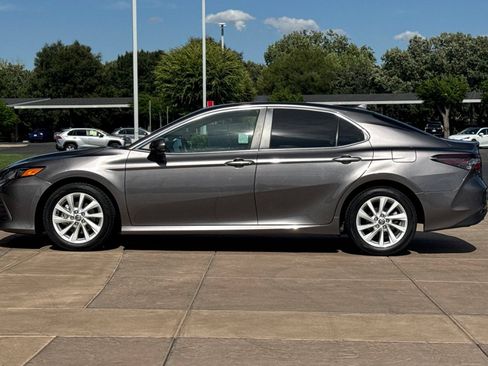 Used 2024 Toyota Camry LE FWD image 7