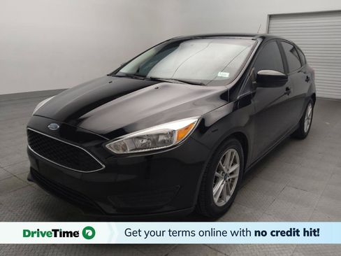 Used 2018 Ford Focus SE FWD image 1