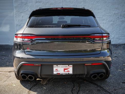 Used 2024 Porsche Macan w/ Premium Plus Package image 13