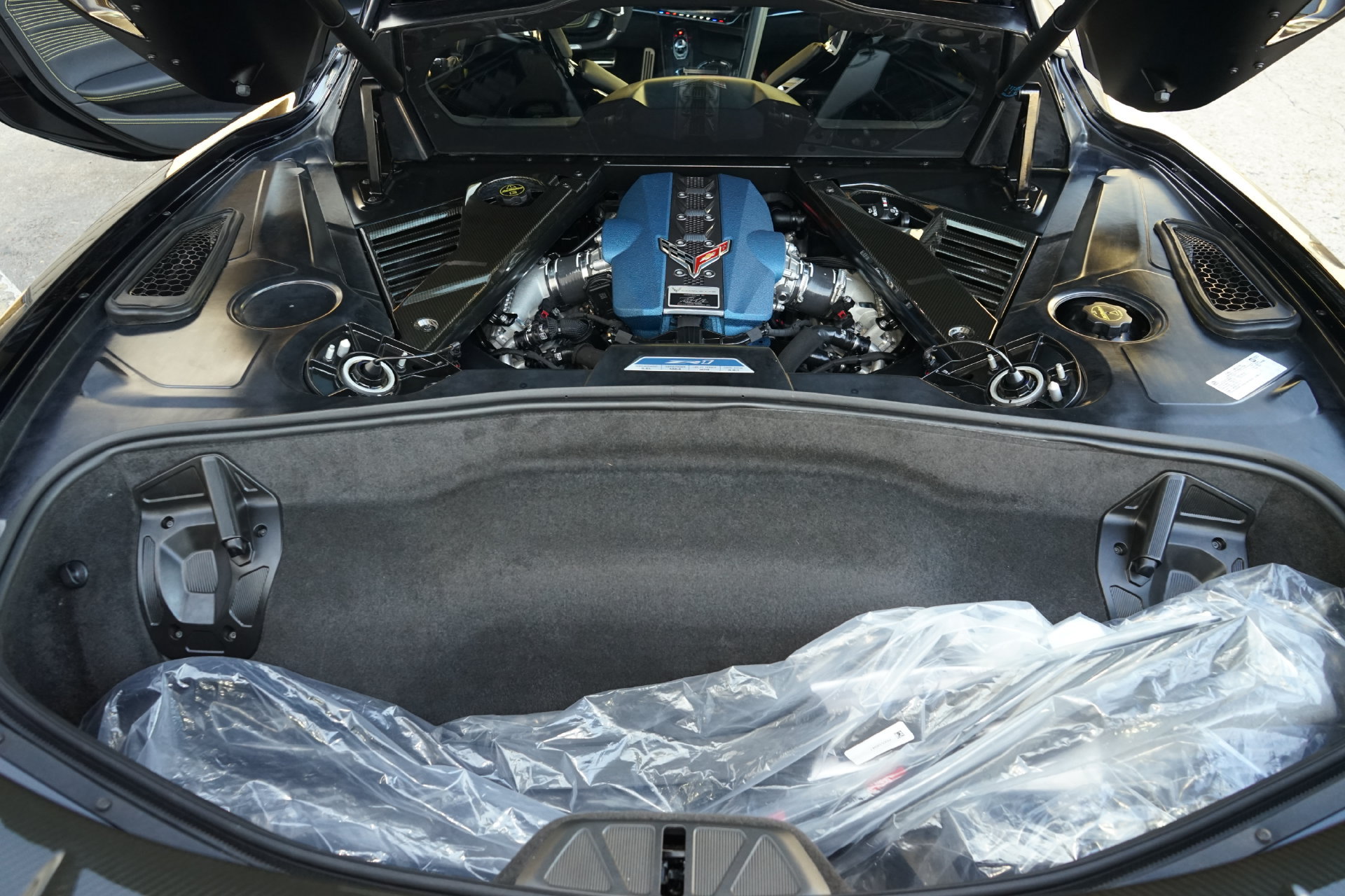 Used 2026 Chevrolet Corvette ZR1 w/ ZR1 Carbon Fiber Aero Package RWD image 41