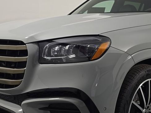 New 2026 Mercedes-Benz GLS 450 4MATIC image 12