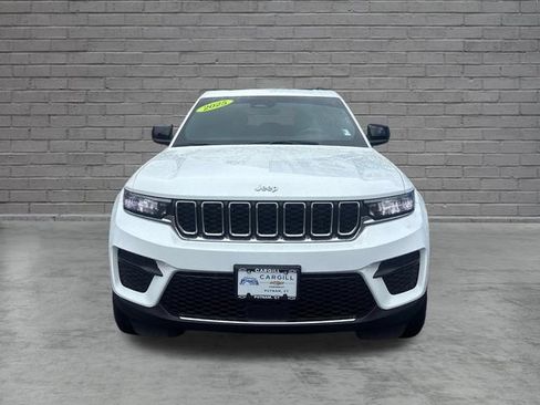 Used 2025 Jeep Grand Cherokee Laredo X w/ Luxury Tech Group I AWD/4WD image 2