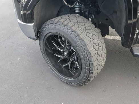 Used 2019 GMC Sierra 1500 SLT w/ SLT Premium Plus Package image 30