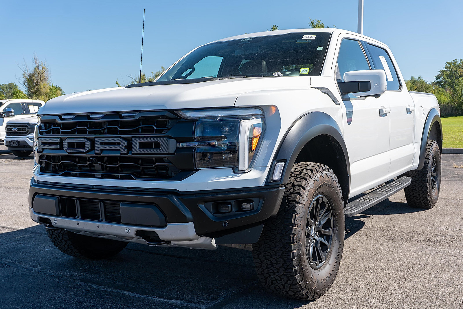 Used 2026 Ford F150 Raptor AWD/4WD image 3