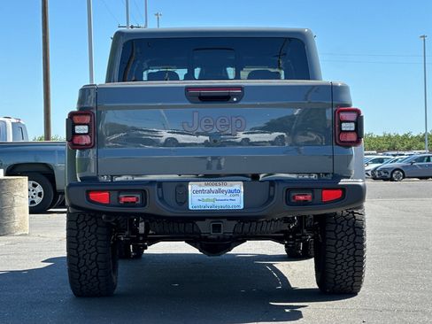New 2026 Jeep Gladiator Rubicon w/ Steel Power Dome Hood Package image 5