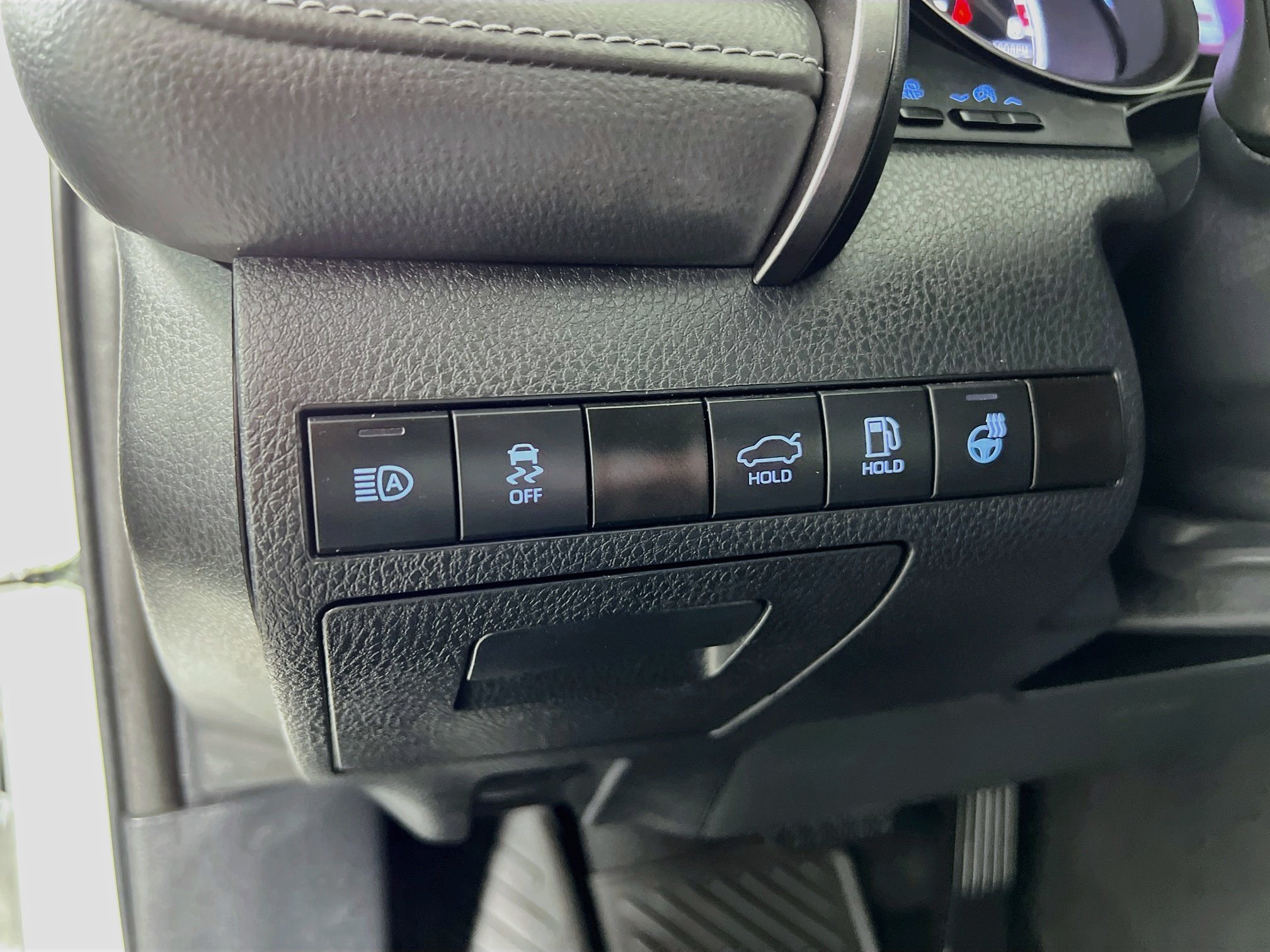 Certified 2024 Toyota Camry SE w/ Cold Weather Package AWD/4WD image 10