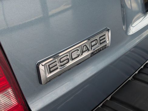 Used 2010 Ford Escape Limited image 4