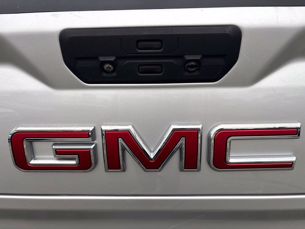 Used 2022 GMC Sierra 1500 SLT w/ SLT Premium Package AWD/4WD image 14