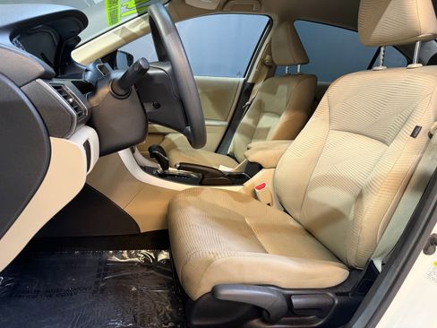 Used 2014 Honda Accord LX image 5