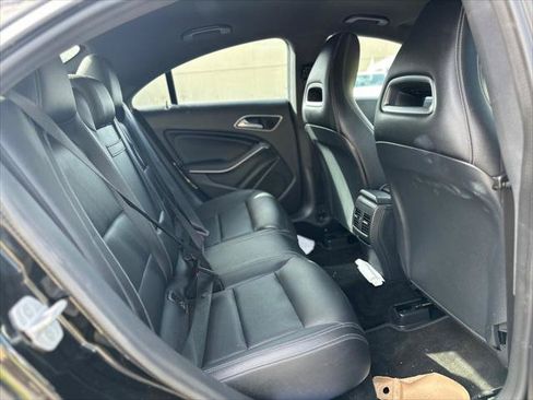 Used 2018 Mercedes-Benz CLA 250 image 22
