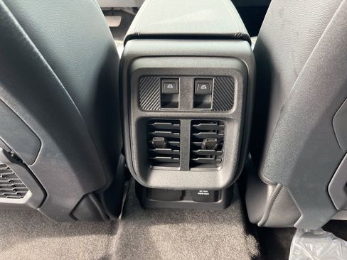 New 2025 Ford Bronco Badlands AWD/4WD image 43