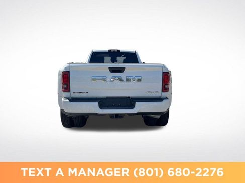 New 2026 RAM 3500 Big Horn AWD/4WD image 4
