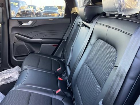 New 2026 Ford Escape SE image 21