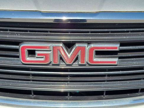 Used 2018 GMC Terrain SLE w/ Infotainment Package I image 11