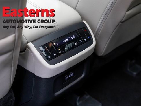 Used 2023 Nissan Pathfinder SL w/ SL Premium Package AWD/4WD image 23