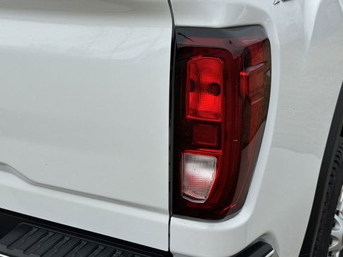 Used 2025 GMC Sierra 2500 Pro w/ 1SA Pro Safety Plus Package image 11