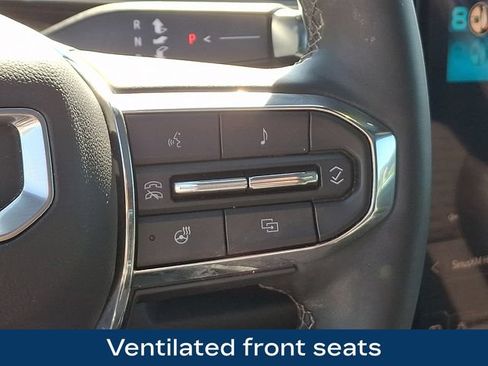 Used 2025 GMC Sierra EV Denali AWD/4WD image 8