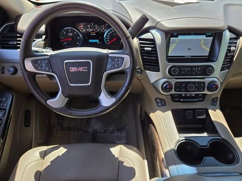 Used 2017 GMC Yukon SLT w/ Open Road Package AWD/4WD image 19